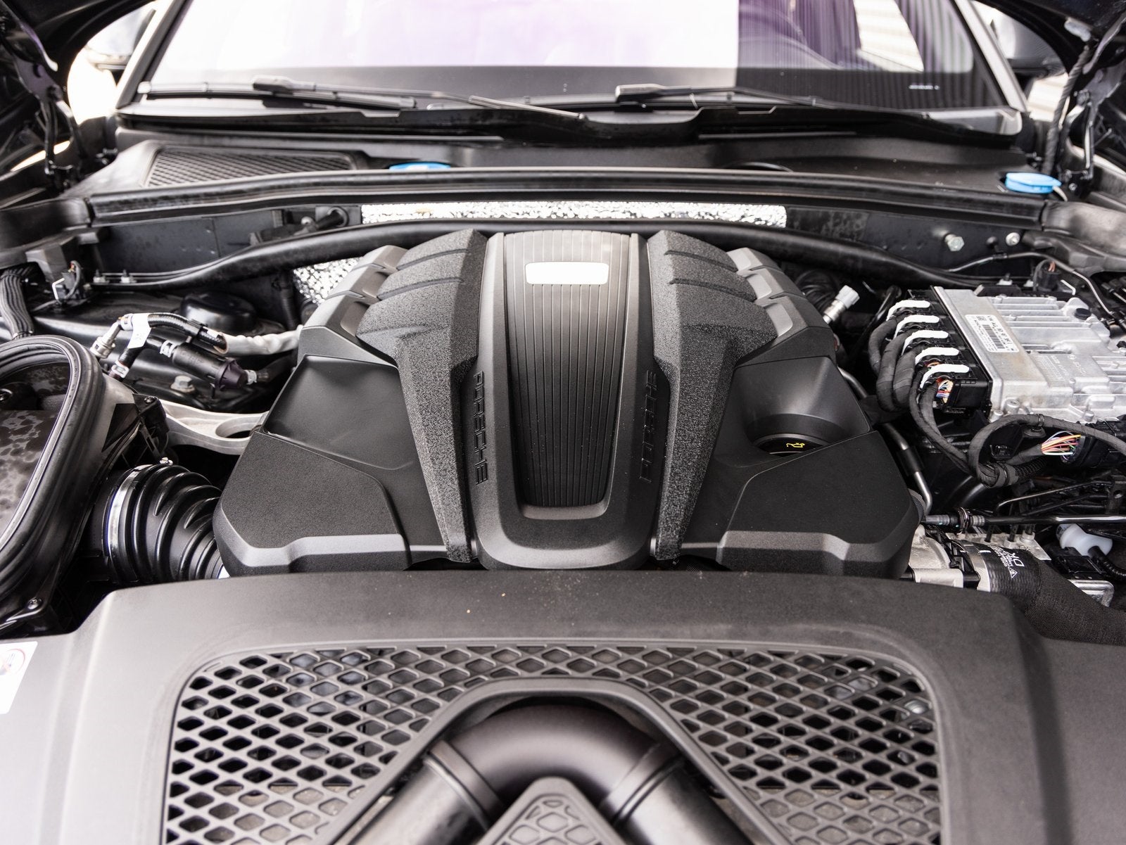 2023 Porsche Macan Macan GTS (MY23)