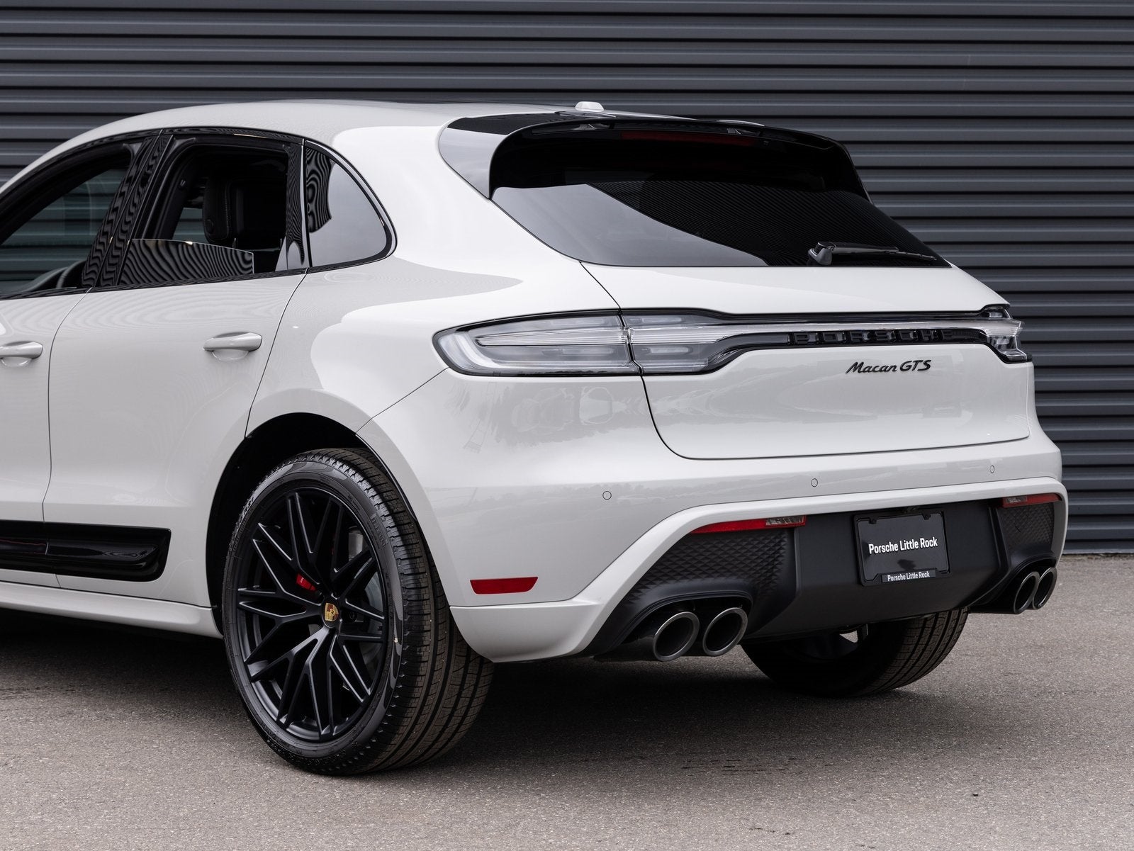 2026 Porsche Macan Macan GTS
