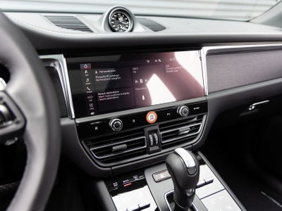 2026 Porsche Macan Macan GTS