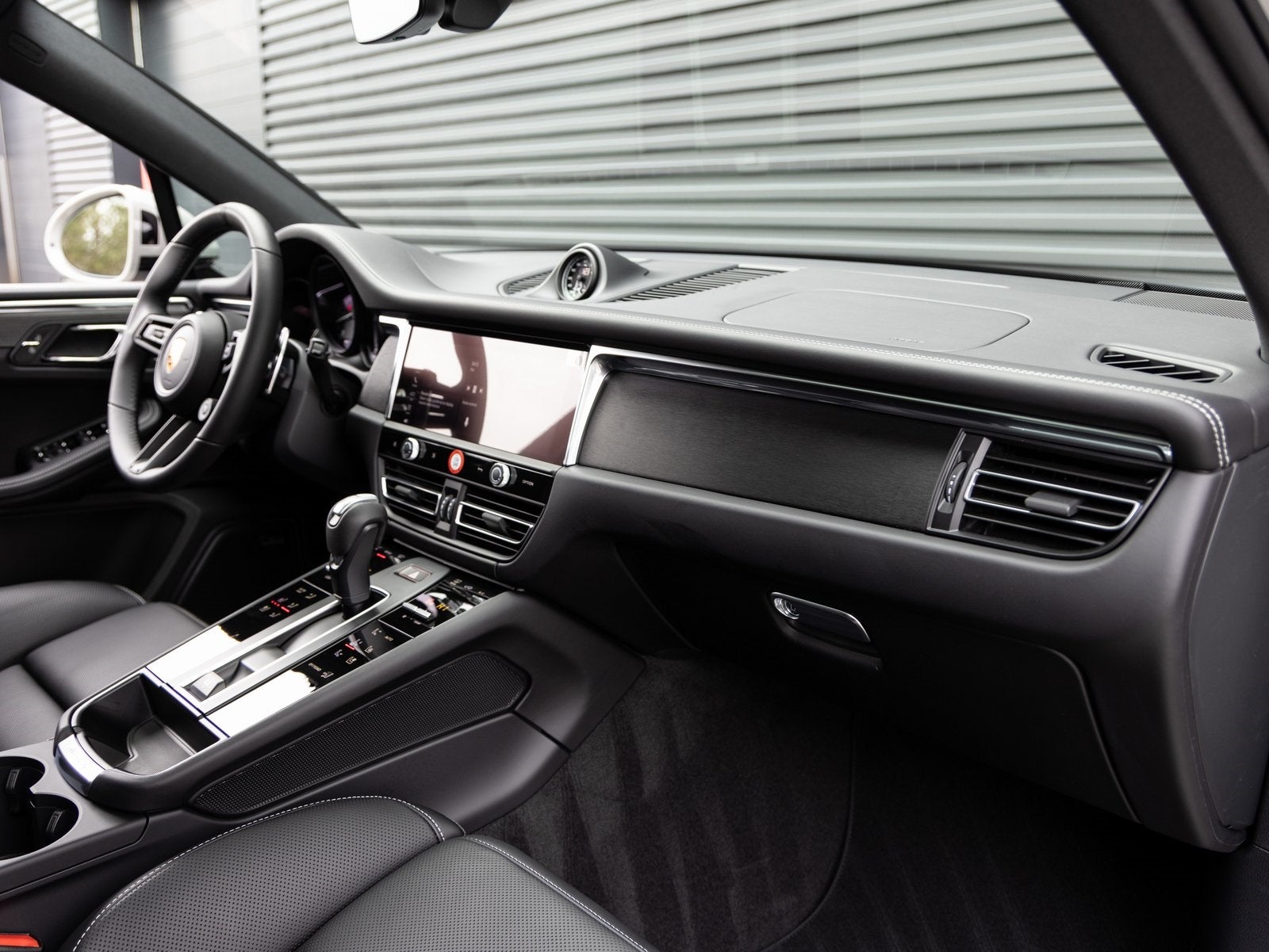 2026 Porsche Macan Macan GTS