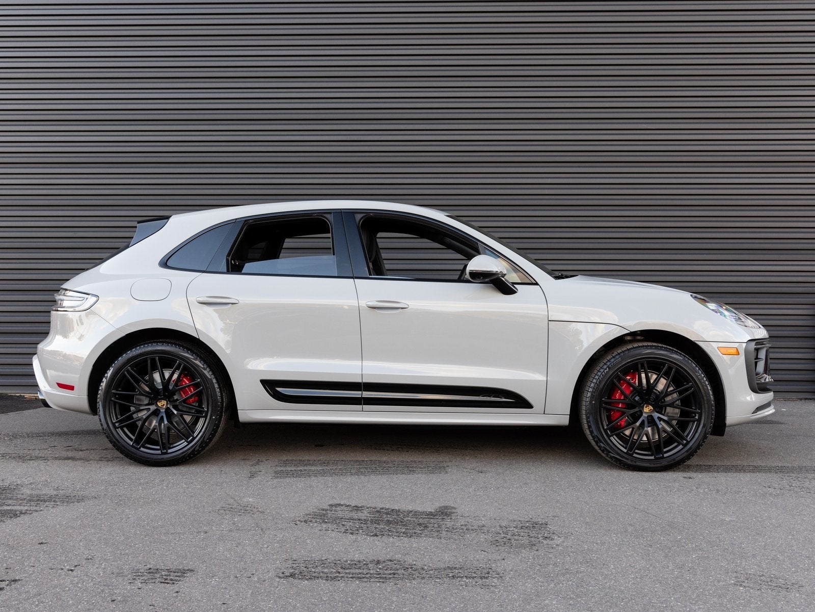 2026 Porsche Macan Macan GTS