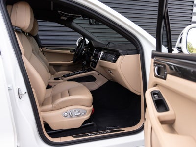 2023 Porsche Macan Macan GTS (MY23)