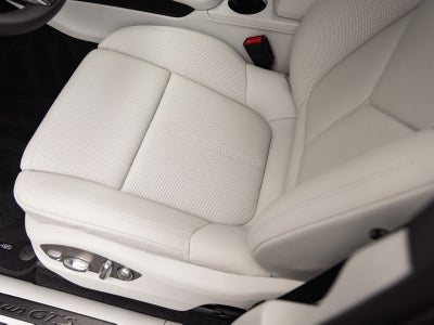 2026 Porsche Macan Macan GTS