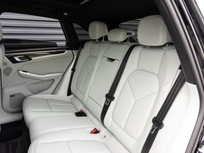 2026 Porsche Macan Macan GTS