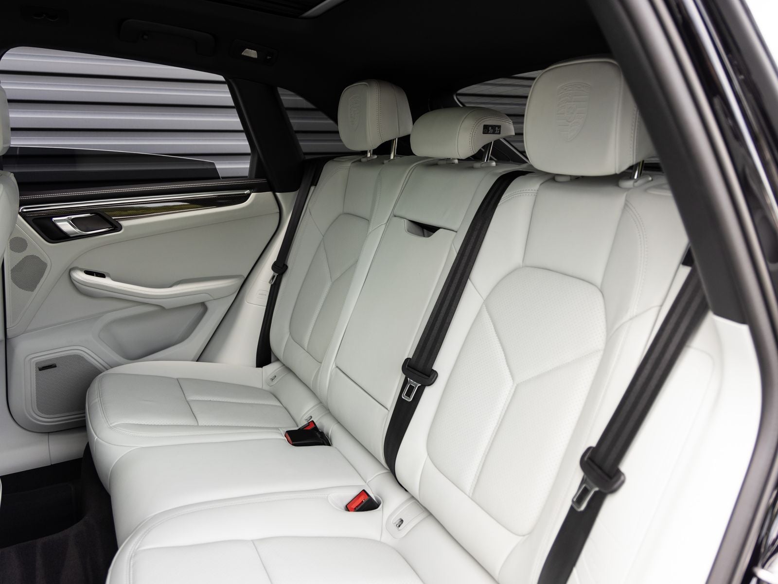 2026 Porsche Macan Macan GTS