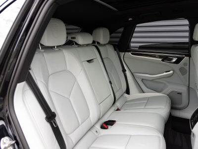2026 Porsche Macan Macan GTS