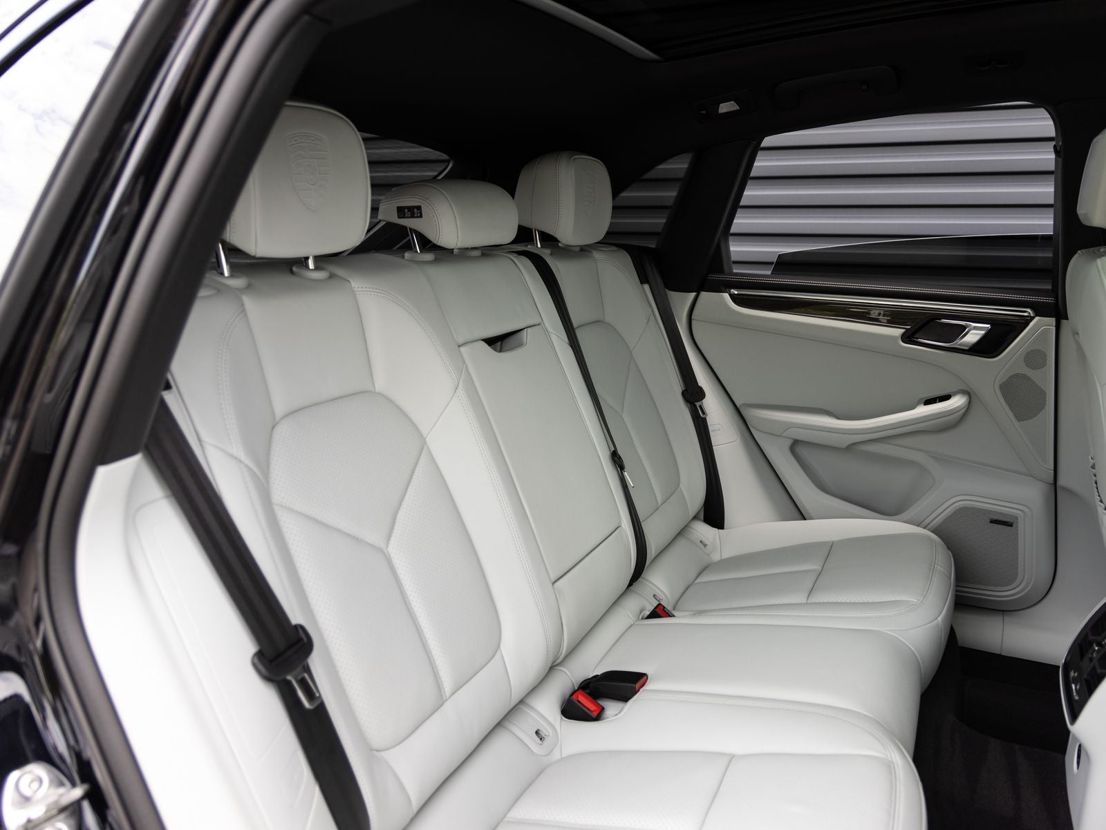 2026 Porsche Macan Macan GTS