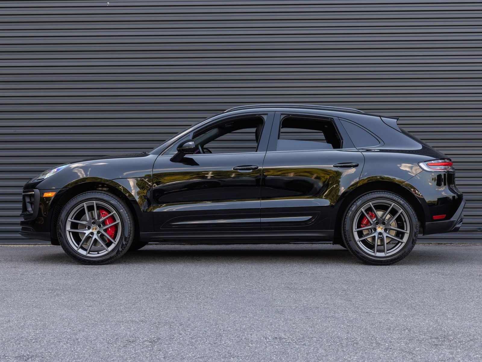 2023 Porsche Macan Macan S