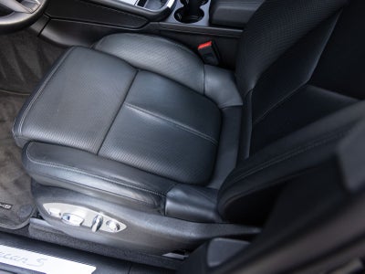 2023 Porsche Macan Macan S