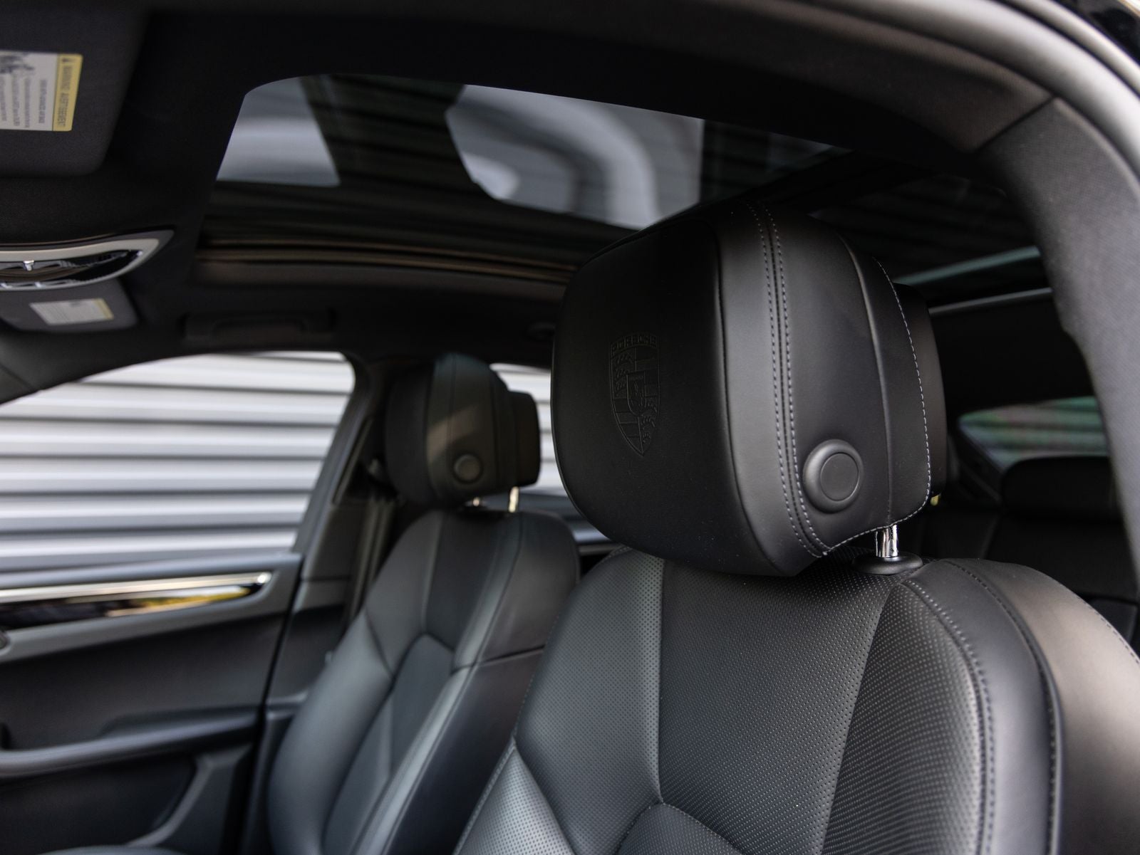 2023 Porsche Macan Macan S