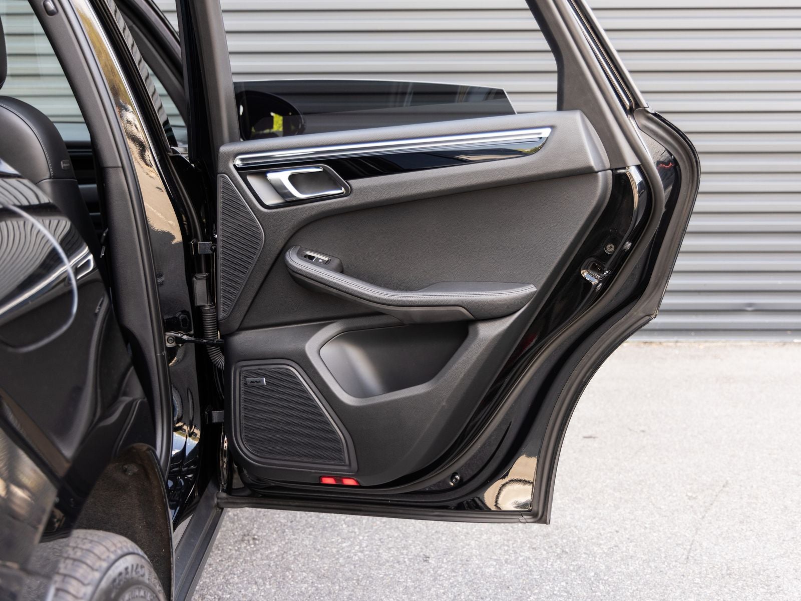 2023 Porsche Macan Macan S