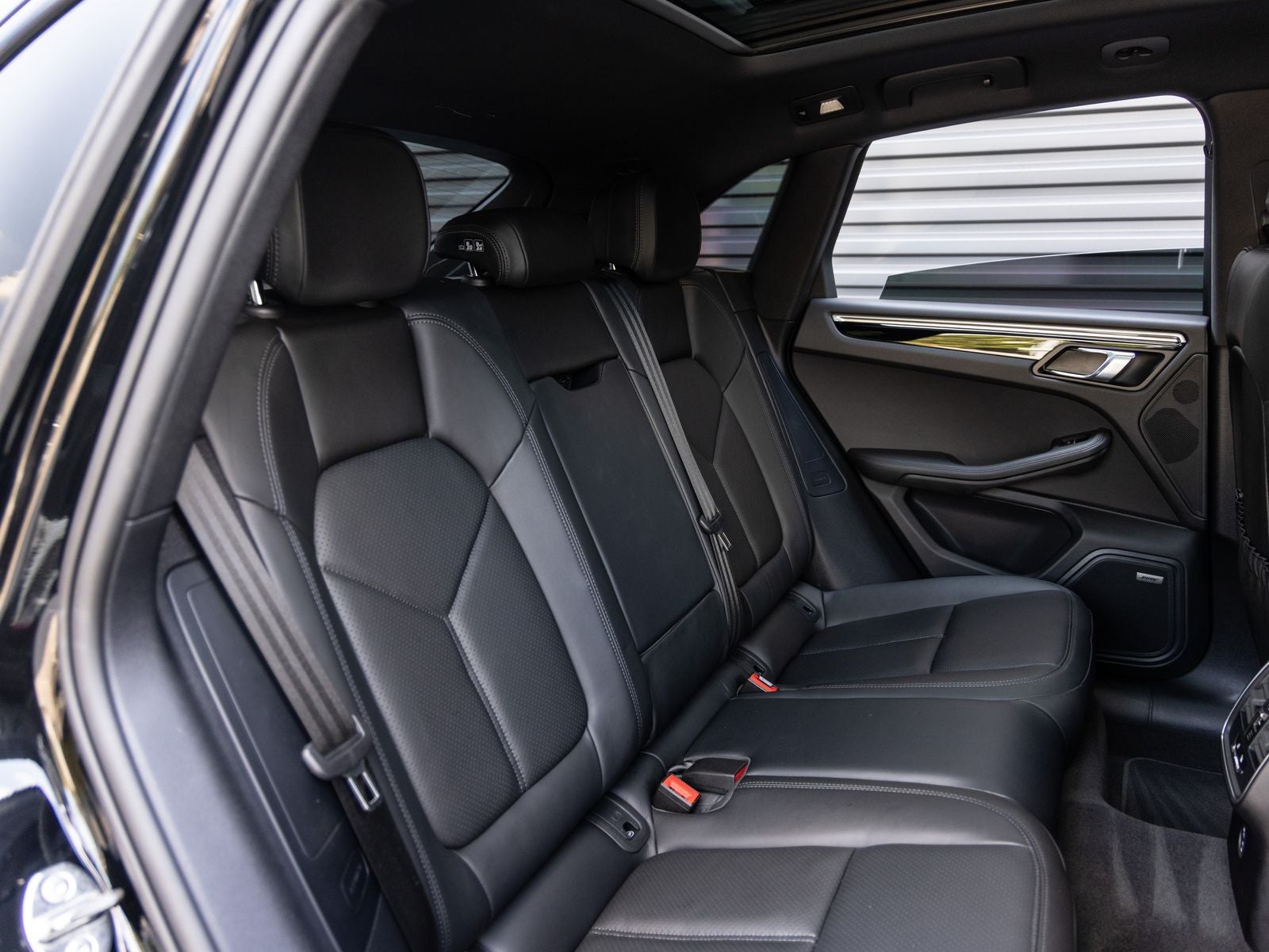 2023 Porsche Macan Macan S
