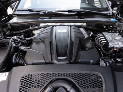 2023 Porsche Macan Macan S