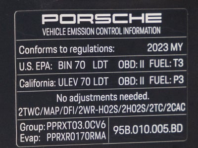 2023 Porsche Macan Macan S