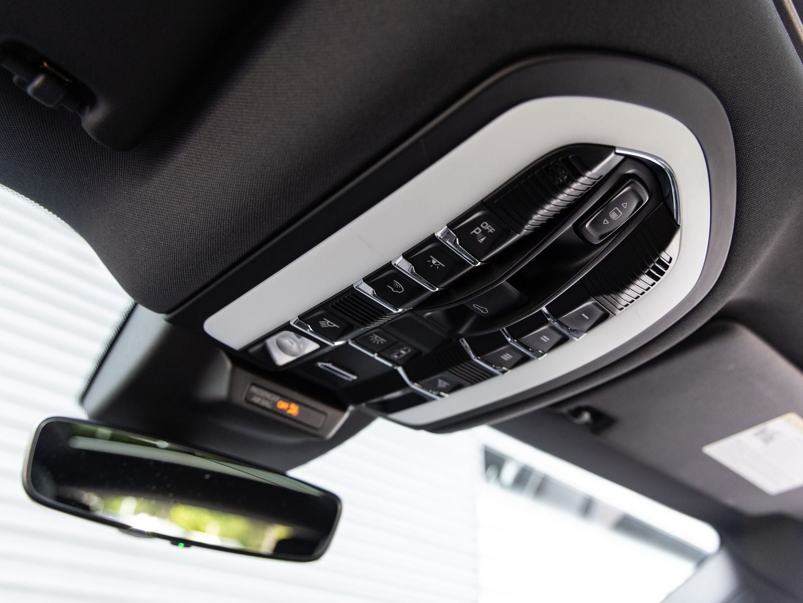 2024 Porsche Macan S