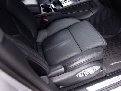 2024 Porsche Macan S