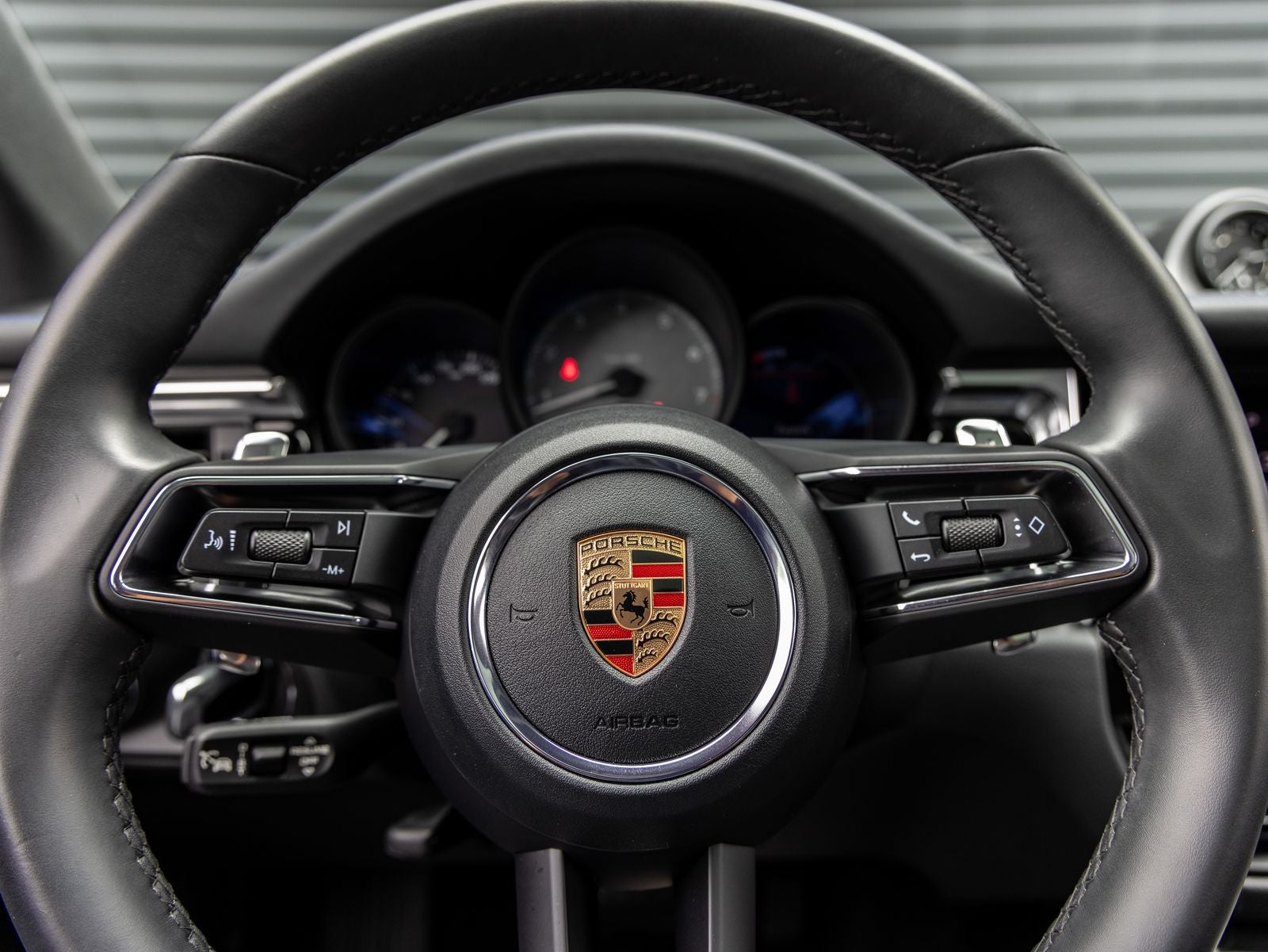2025 Porsche Macan Macan S