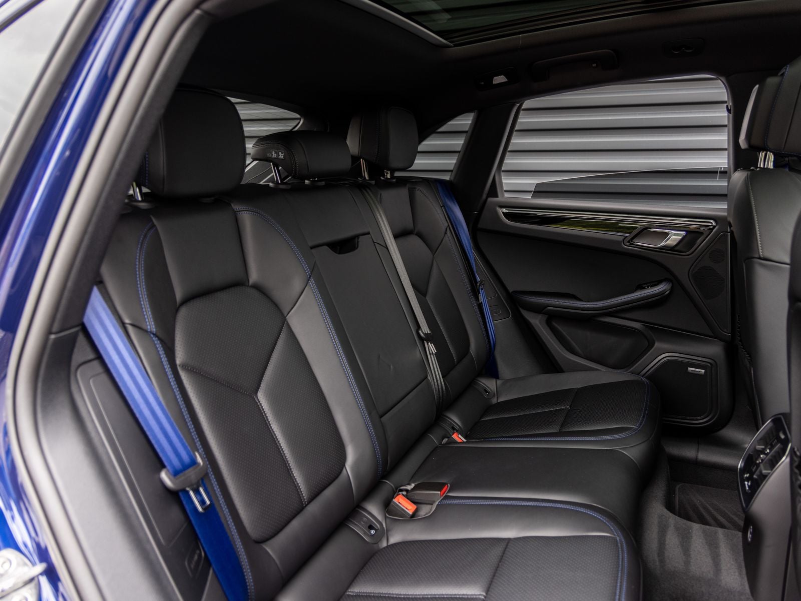 2025 Porsche Macan Macan S