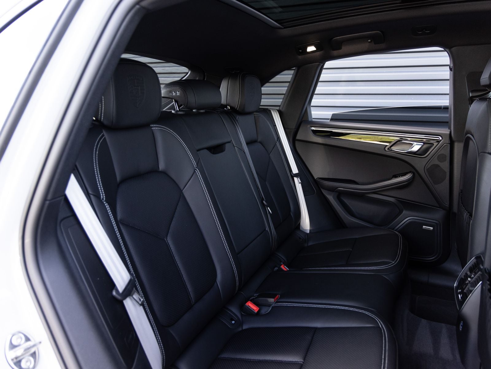 2026 Porsche Macan Macan S