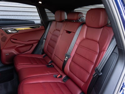 2025 Porsche Macan S