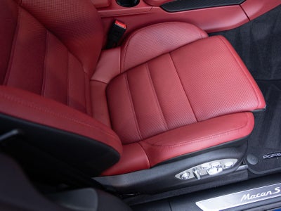 2025 Porsche Macan S