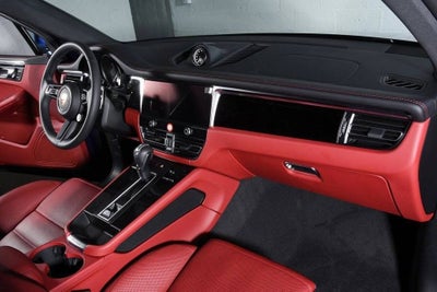2025 Porsche Macan Macan S