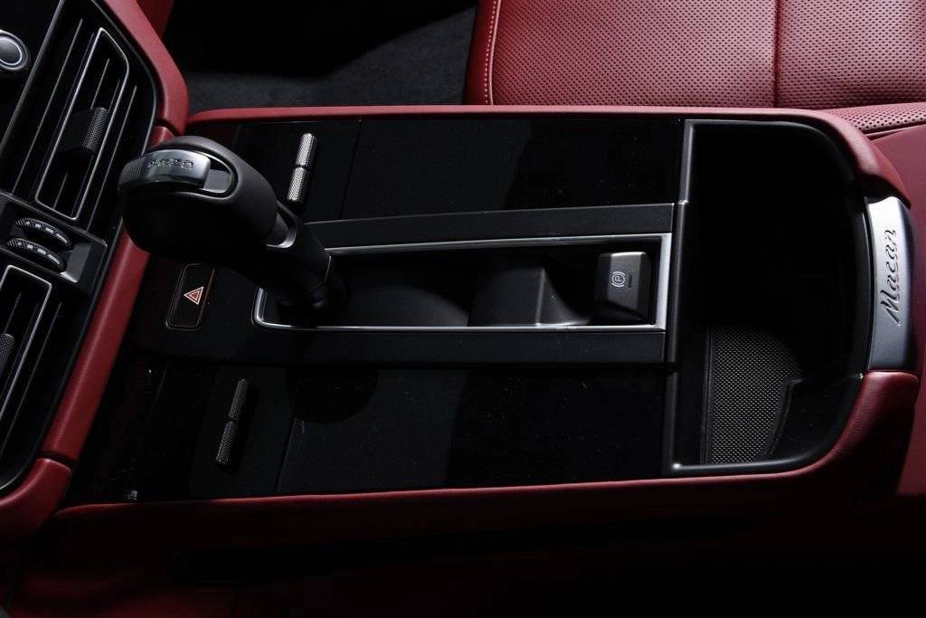 2025 Porsche Macan Macan S