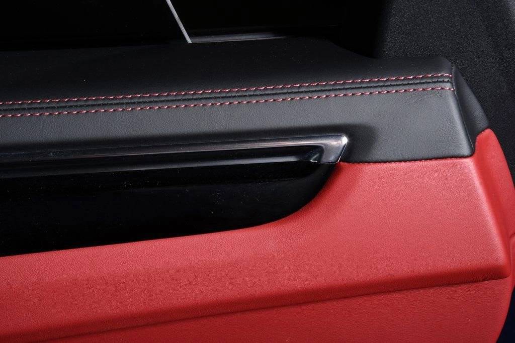 2025 Porsche Macan Macan S