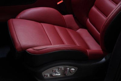 2025 Porsche Macan Macan S