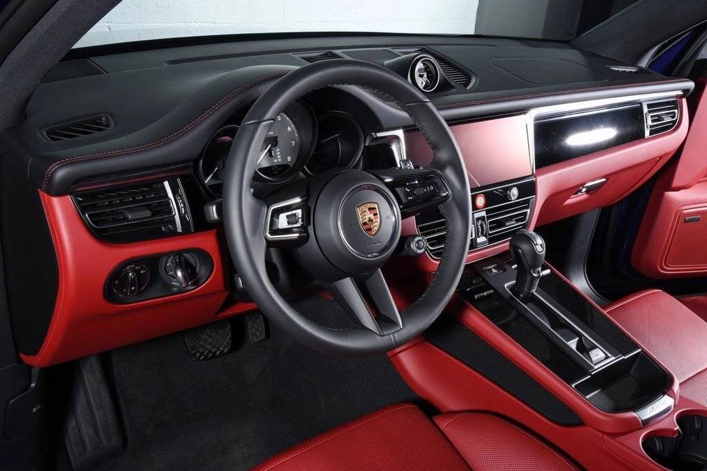 2025 Porsche Macan Macan S