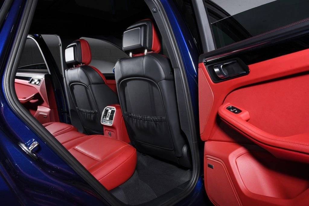 2025 Porsche Macan Macan S