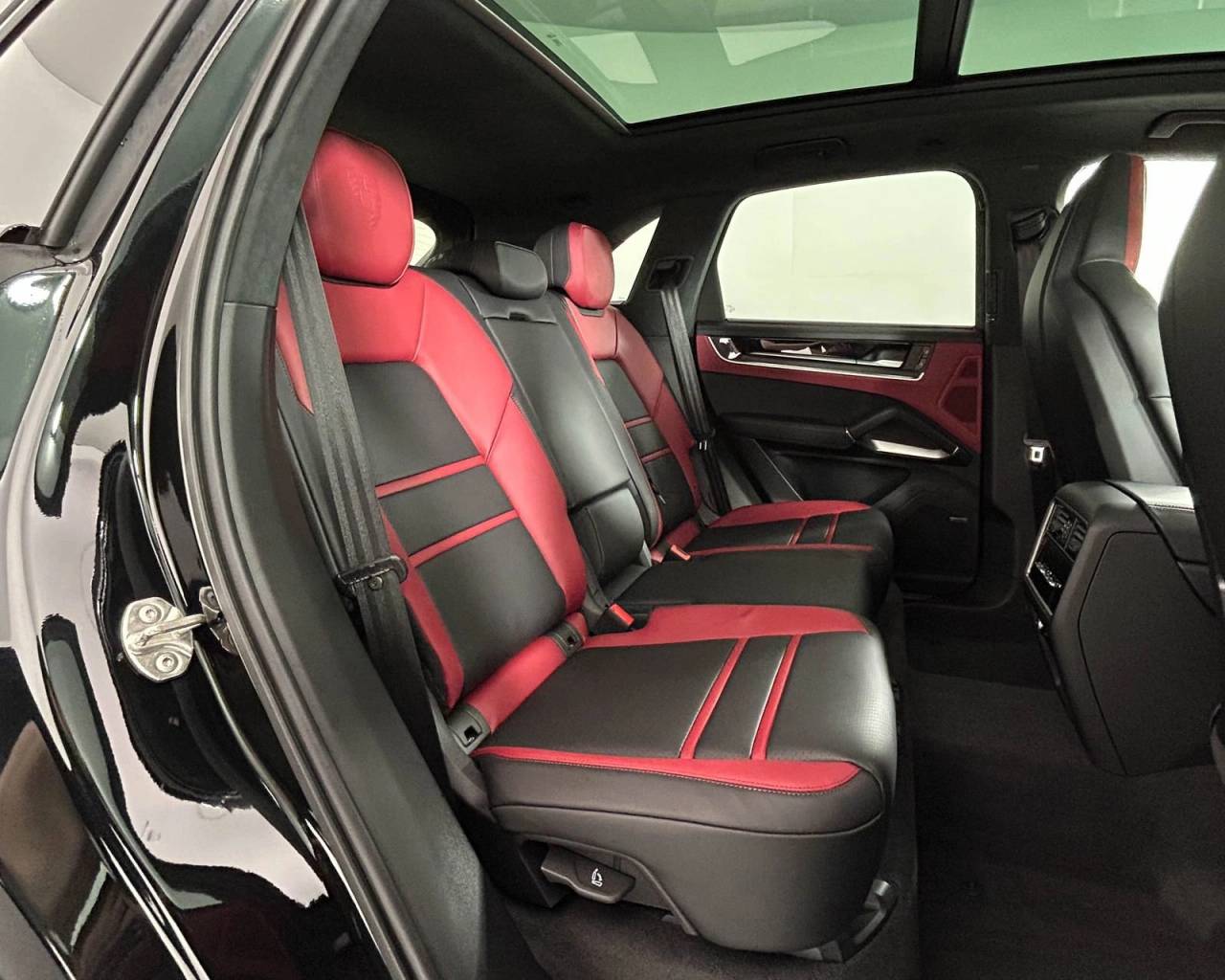 2026 Porsche Cayenne Cayenne GTS