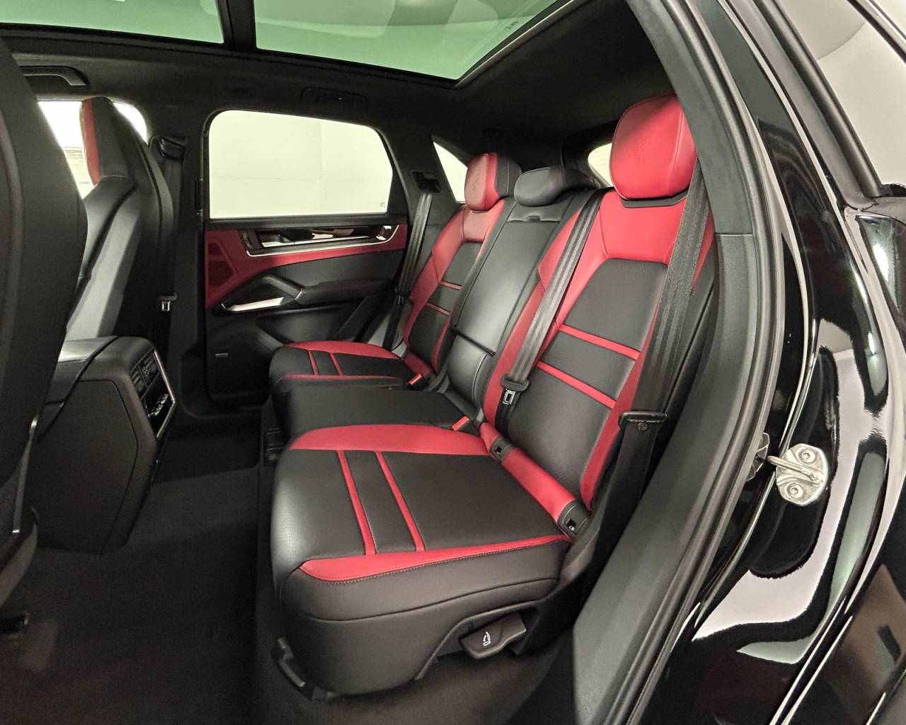 2026 Porsche Cayenne Cayenne GTS