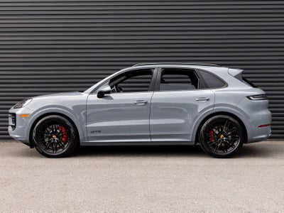 2026 Porsche Cayenne Cayenne GTS