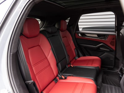 2026 Porsche Cayenne Cayenne GTS
