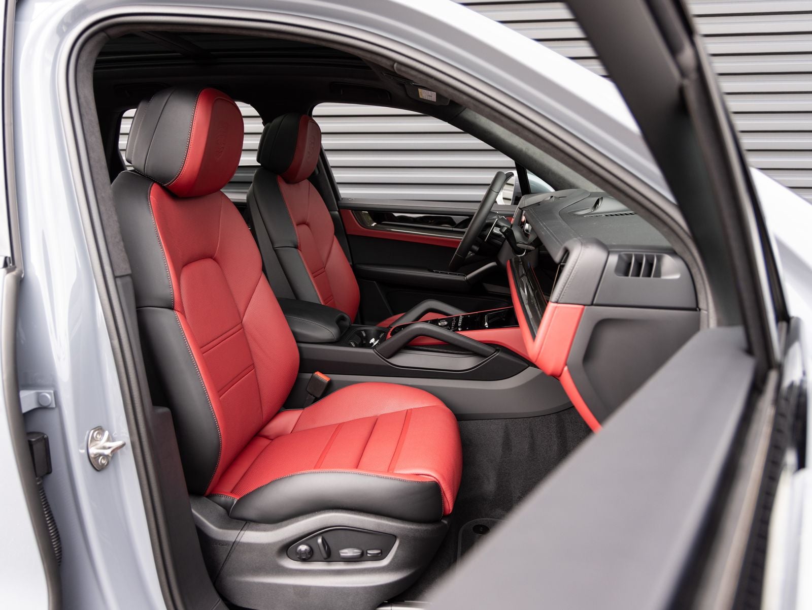 2026 Porsche Cayenne Cayenne GTS