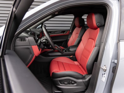 2026 Porsche Cayenne Cayenne GTS