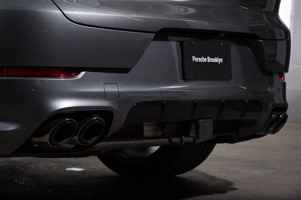 2025 Porsche Cayenne Cayenne GTS