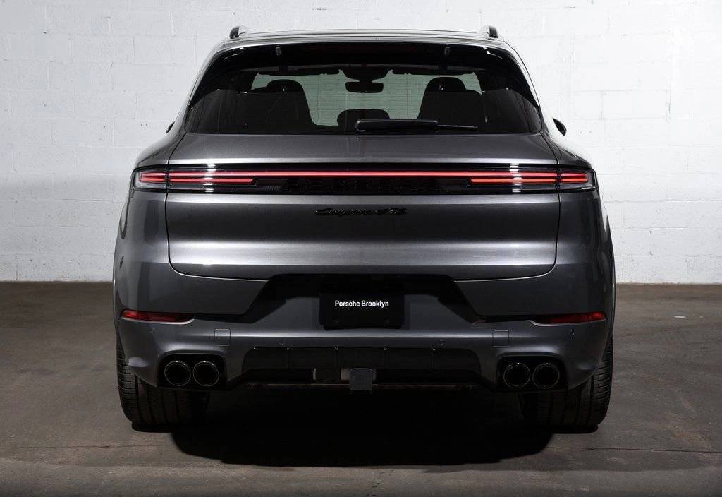 2025 Porsche Cayenne Cayenne GTS