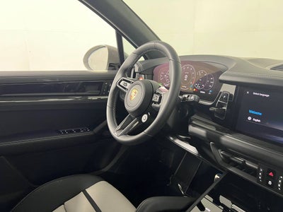 2026 Porsche Cayenne Cayenne GTS