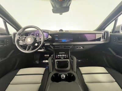 2026 Porsche Cayenne Cayenne GTS