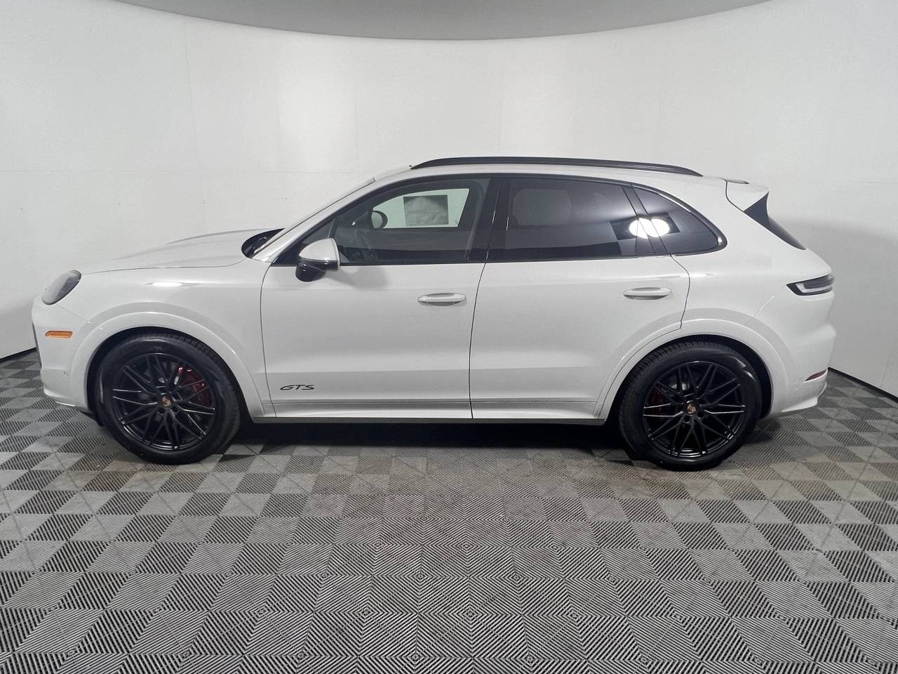 2026 Porsche Cayenne Cayenne GTS