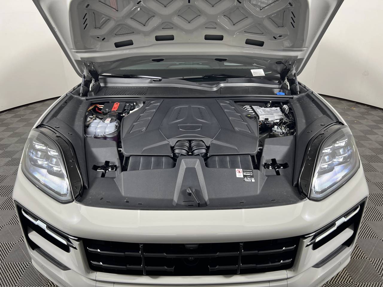 2026 Porsche Cayenne Cayenne GTS