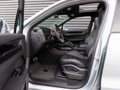 2026 Porsche Cayenne Cayenne GTS