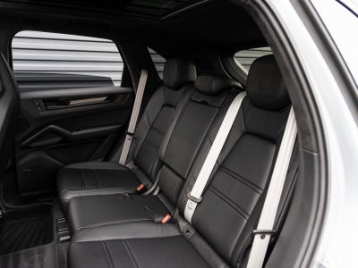 2026 Porsche Cayenne Cayenne GTS