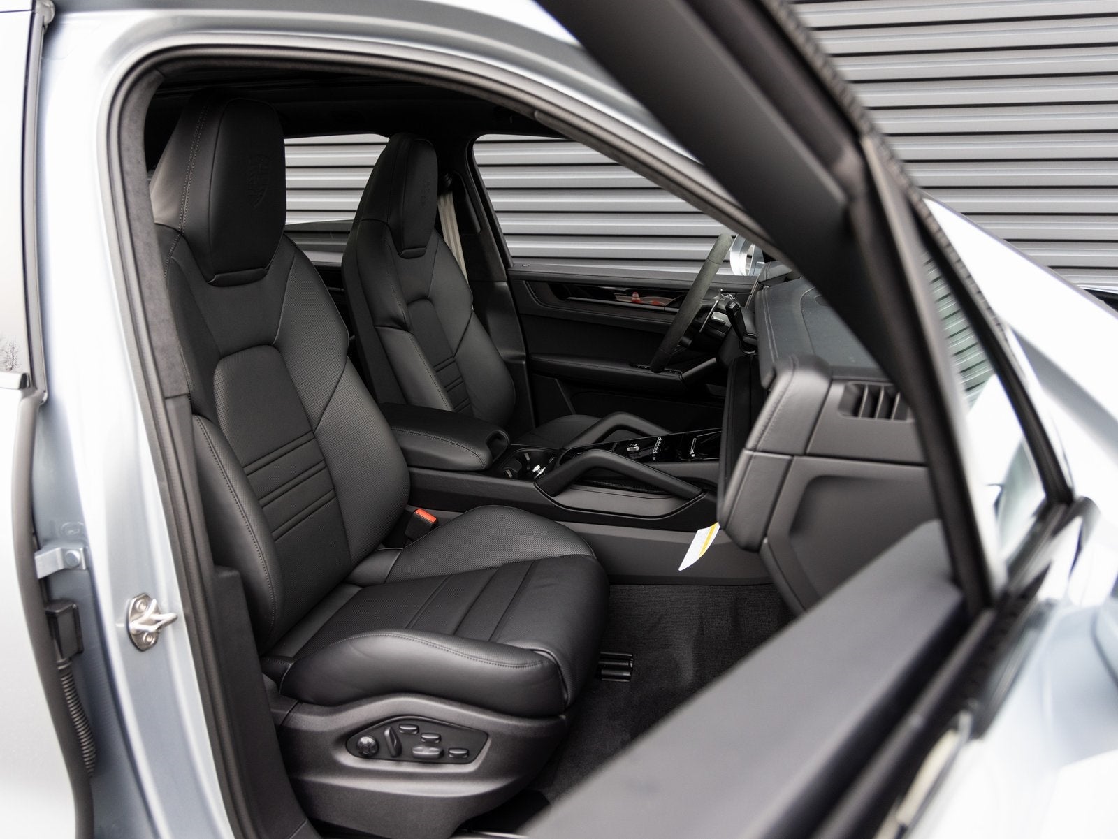 2026 Porsche Cayenne Cayenne GTS