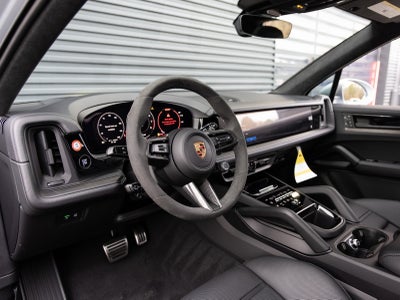 2026 Porsche Cayenne Cayenne GTS