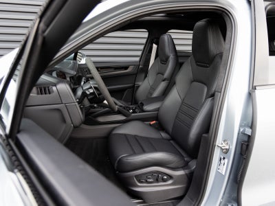 2026 Porsche Cayenne Cayenne GTS