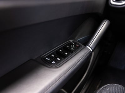 2023 Porsche Cayenne Turbo S E-Hybrid
