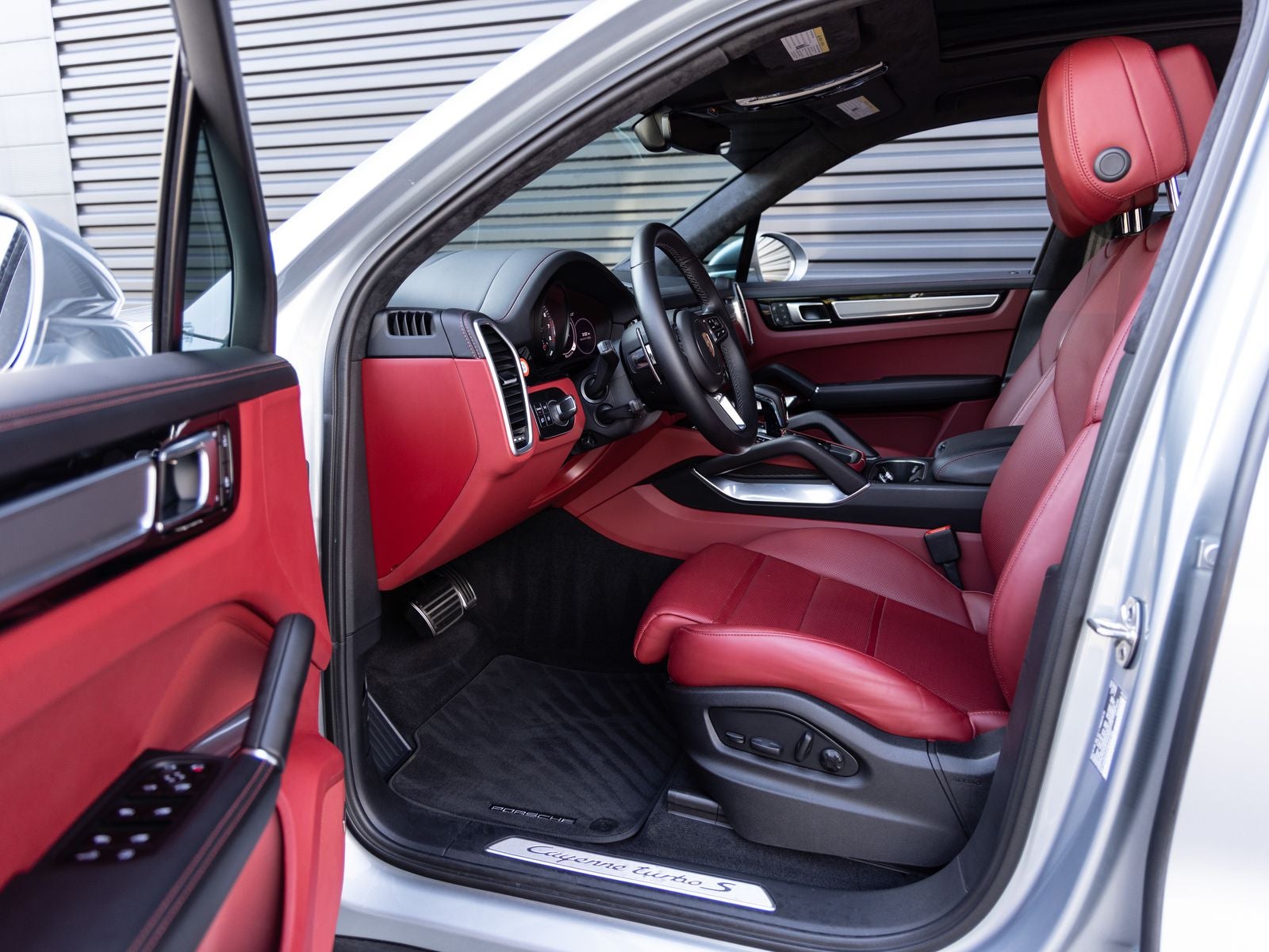 2023 Porsche Cayenne Cayenne Turbo S E-Hybrid
